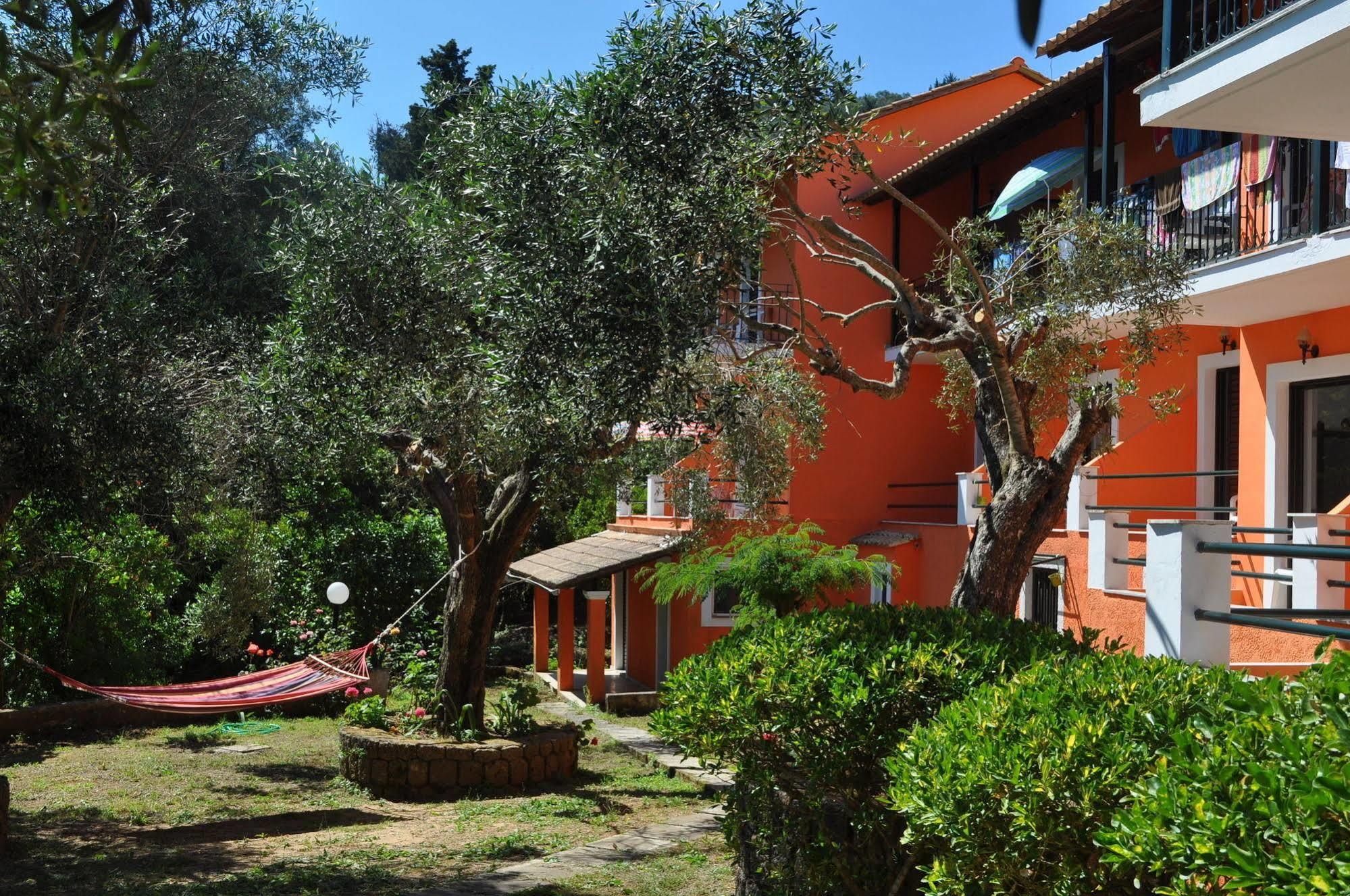 Sofia Apartments Mpoukaris Exterior foto